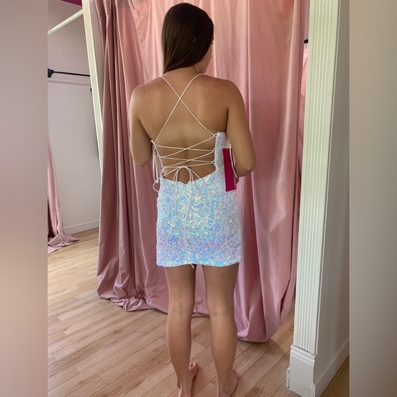 Nox Akabel Homecoming or Party Dress, Size 4 - Picture 2 of 7